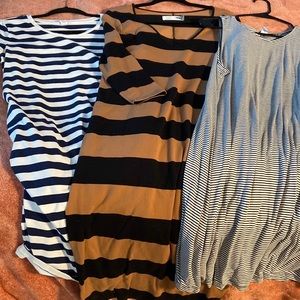 Lot of 2 old navy maternity dresses